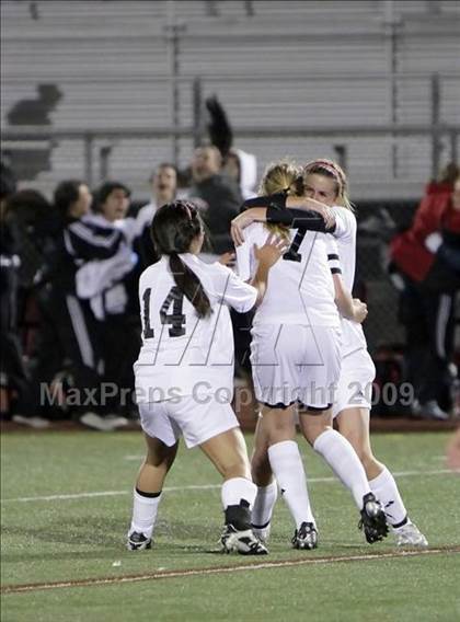Thumbnail 3 in La Jolla vs. Harvard-Westlake (CIF D2 SoCal Regional Final) photogallery.