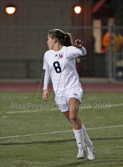 Thumbnail 2 in La Jolla vs. Harvard-Westlake (CIF D2 SoCal Regional Final) photogallery.
