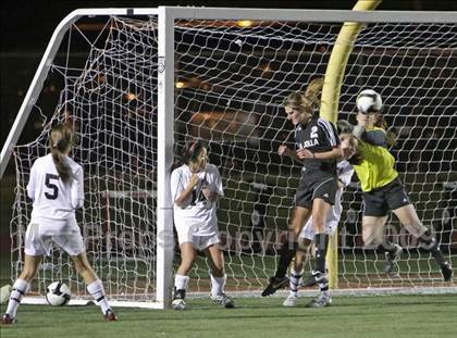 Thumbnail 2 in La Jolla vs. Harvard-Westlake (CIF D2 SoCal Regional Final) photogallery.