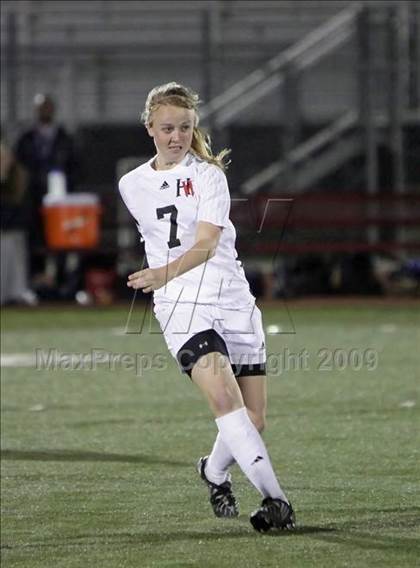 Thumbnail 2 in La Jolla vs. Harvard-Westlake (CIF D2 SoCal Regional Final) photogallery.