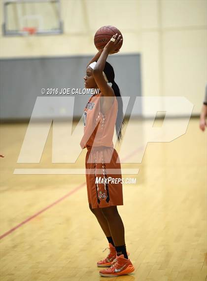 Thumbnail 2 in Madison vs Reagan [Ronald] photogallery.