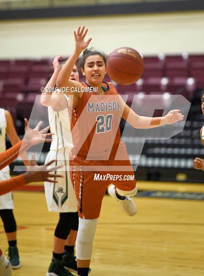Thumbnail 2 in Madison vs Reagan [Ronald] photogallery.