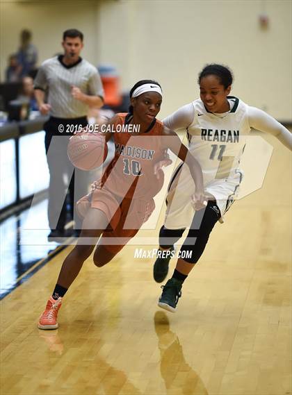 Thumbnail 1 in Madison vs Reagan [Ronald] photogallery.