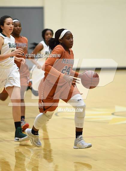 Thumbnail 3 in Madison vs Reagan [Ronald] photogallery.