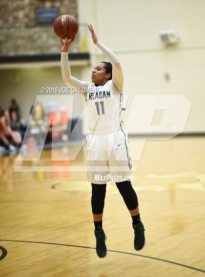 Thumbnail 2 in Madison vs Reagan [Ronald] photogallery.