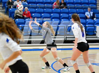 Thumbnail 3 in Rogers vs Conway  (AAA 7A 2nd Round Playoff) photogallery.