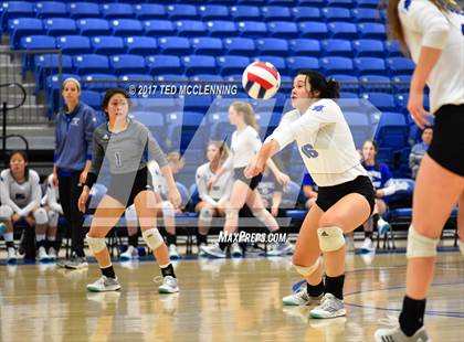 Thumbnail 3 in Rogers vs Conway  (AAA 7A 2nd Round Playoff) photogallery.