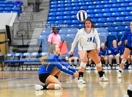 Thumbnail 3 in Rogers vs Conway  (AAA 7A 2nd Round Playoff) photogallery.