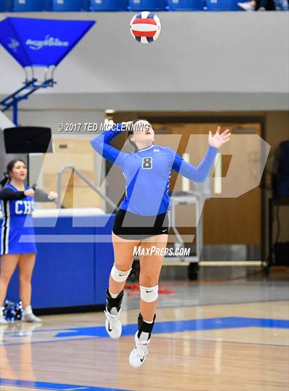 Thumbnail 2 in Rogers vs Conway  (AAA 7A 2nd Round Playoff) photogallery.