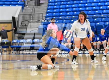 Thumbnail 2 in Rogers vs Conway  (AAA 7A 2nd Round Playoff) photogallery.