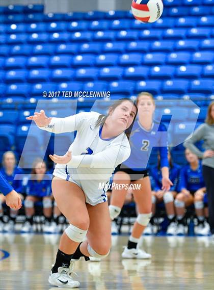 Thumbnail 1 in Rogers vs Conway  (AAA 7A 2nd Round Playoff) photogallery.
