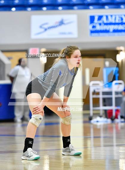 Thumbnail 2 in Rogers vs Conway  (AAA 7A 2nd Round Playoff) photogallery.