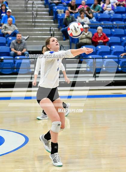 Thumbnail 2 in Rogers vs Conway  (AAA 7A 2nd Round Playoff) photogallery.