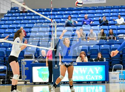 Thumbnail 3 in Rogers vs Conway  (AAA 7A 2nd Round Playoff) photogallery.