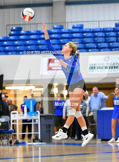 Thumbnail 2 in Rogers vs Conway  (AAA 7A 2nd Round Playoff) photogallery.