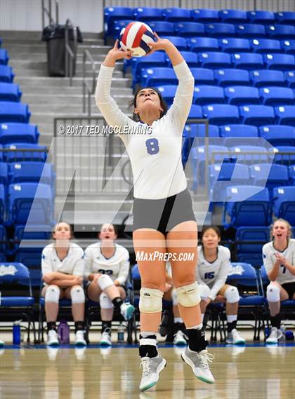 Thumbnail 2 in Rogers vs Conway  (AAA 7A 2nd Round Playoff) photogallery.