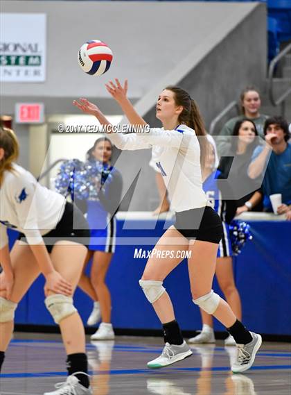 Thumbnail 3 in Rogers vs Conway  (AAA 7A 2nd Round Playoff) photogallery.