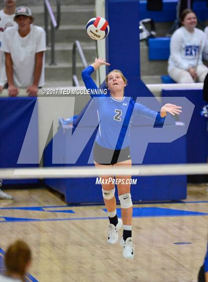 Thumbnail 1 in Rogers vs Conway  (AAA 7A 2nd Round Playoff) photogallery.