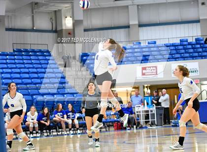 Thumbnail 2 in Rogers vs Conway  (AAA 7A 2nd Round Playoff) photogallery.