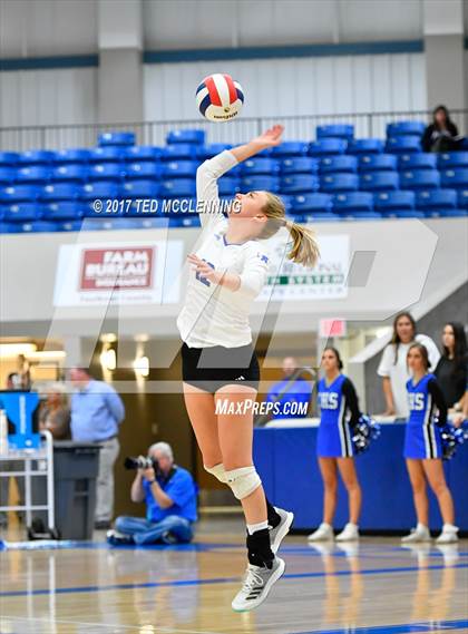 Thumbnail 1 in Rogers vs Conway  (AAA 7A 2nd Round Playoff) photogallery.