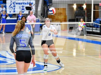 Thumbnail 3 in Rogers vs Conway  (AAA 7A 2nd Round Playoff) photogallery.