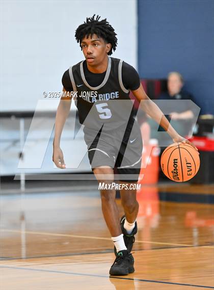 Thumbnail 2 in Gila Ridge vs. Monsignor Scanlan (Great Desert Shootout) photogallery.