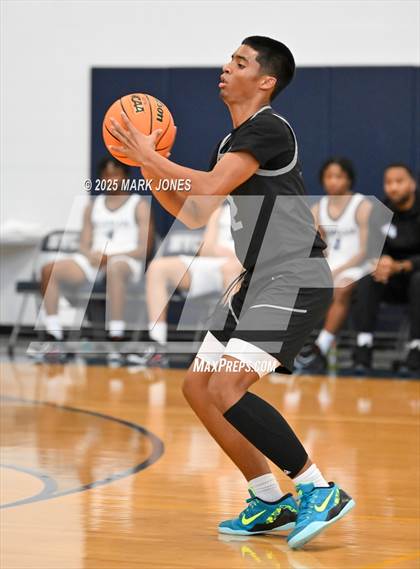 Thumbnail 1 in Gila Ridge vs. Monsignor Scanlan (Great Desert Shootout) photogallery.