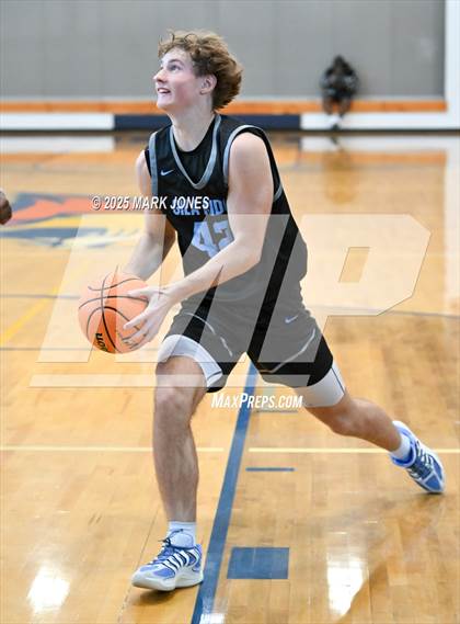 Thumbnail 3 in Gila Ridge vs. Monsignor Scanlan (Great Desert Shootout) photogallery.