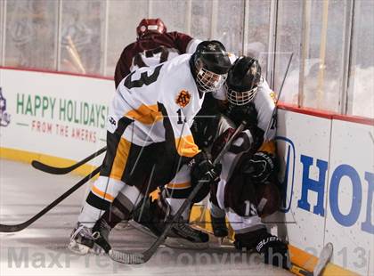 Thumbnail 3 in McQuaid Jesuit vs. St. Joseph's Collegiate Institute (Frozen Frontier) photogallery.