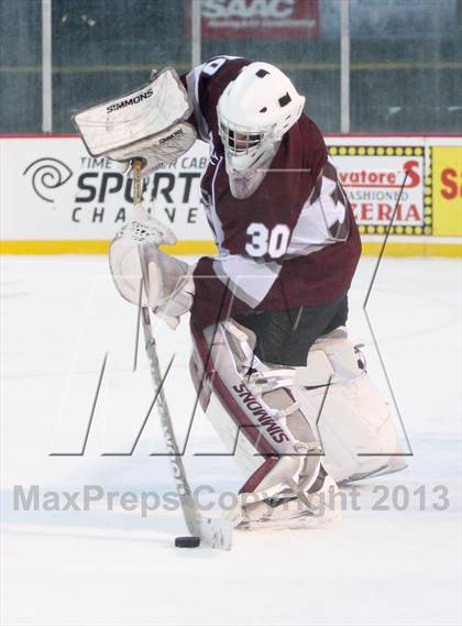 Thumbnail 1 in McQuaid Jesuit vs. St. Joseph's Collegiate Institute (Frozen Frontier) photogallery.