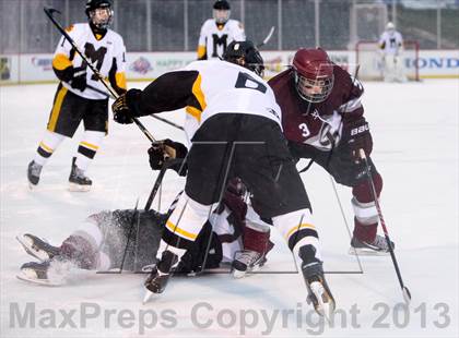 Thumbnail 2 in McQuaid Jesuit vs. St. Joseph's Collegiate Institute (Frozen Frontier) photogallery.