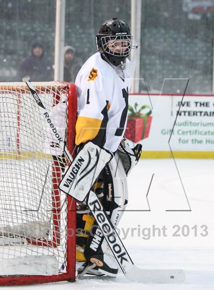 Thumbnail 2 in McQuaid Jesuit vs. St. Joseph's Collegiate Institute (Frozen Frontier) photogallery.