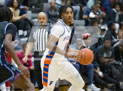 Thumbnail 3 in East St. Louis vs. Hillcrest(Midwest Showdown Shootout@ Ritenour) photogallery.