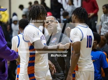 Thumbnail 2 in East St. Louis vs. Hillcrest(Midwest Showdown Shootout@ Ritenour) photogallery.