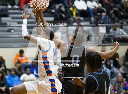 Thumbnail 1 in East St. Louis vs. Hillcrest(Midwest Showdown Shootout@ Ritenour) photogallery.