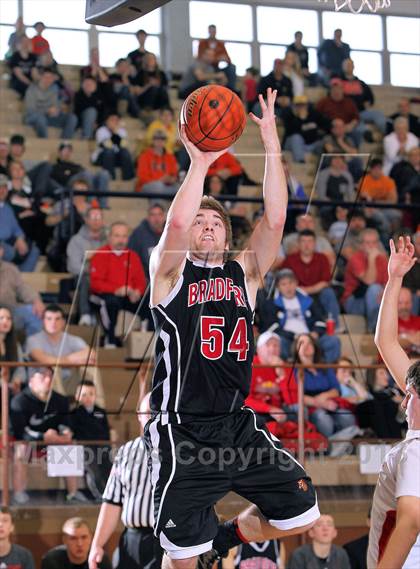 Thumbnail 2 in Bradford vs Punxsutawney (PIAA District IX AAA Final) photogallery.