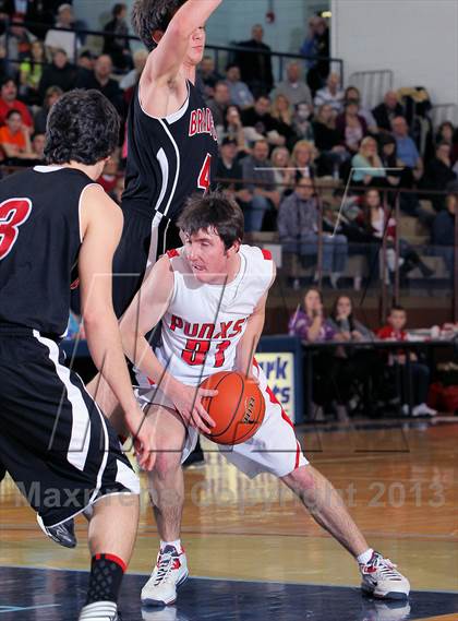Thumbnail 3 in Bradford vs Punxsutawney (PIAA District IX AAA Final) photogallery.