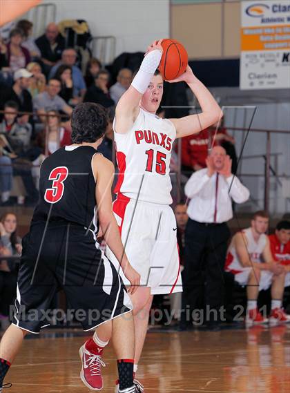 Thumbnail 1 in Bradford vs Punxsutawney (PIAA District IX AAA Final) photogallery.