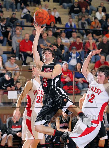 Thumbnail 2 in Bradford vs Punxsutawney (PIAA District IX AAA Final) photogallery.