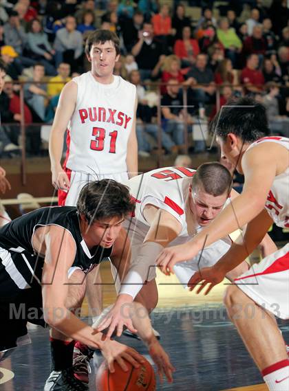 Thumbnail 3 in Bradford vs Punxsutawney (PIAA District IX AAA Final) photogallery.