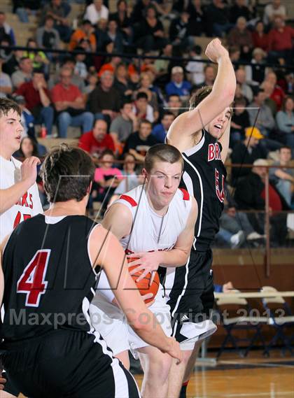 Thumbnail 2 in Bradford vs Punxsutawney (PIAA District IX AAA Final) photogallery.