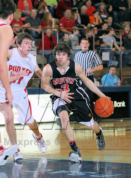 Thumbnail 1 in Bradford vs Punxsutawney (PIAA District IX AAA Final) photogallery.
