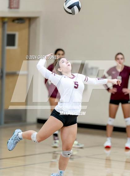 Thumbnail 2 in Vista del Lago @ Whitney photogallery.