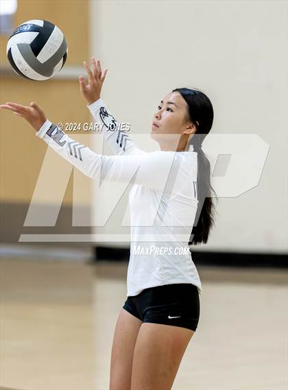 Thumbnail 2 in Vista del Lago @ Whitney photogallery.