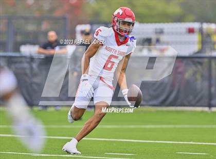 Thumbnail 1 in North Shore vs. Atascocita (UIL Football 6A D1 Quarterfinal) photogallery.