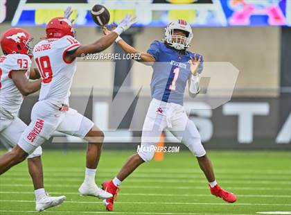 Thumbnail 1 in North Shore vs. Atascocita (UIL Football 6A D1 Quarterfinal) photogallery.