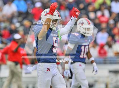 Thumbnail 2 in North Shore vs. Atascocita (UIL Football 6A D1 Quarterfinal) photogallery.
