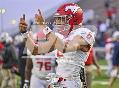 Thumbnail 2 in North Shore vs. Atascocita (UIL Football 6A D1 Quarterfinal) photogallery.