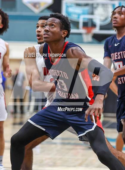 Thumbnail 3 in Centennial vs Modesto Christian (Proving Grounds Showcase '22 @ Sheldon) photogallery.