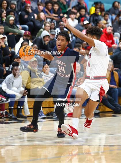 Thumbnail 3 in Centennial vs Modesto Christian (Proving Grounds Showcase '22 @ Sheldon) photogallery.